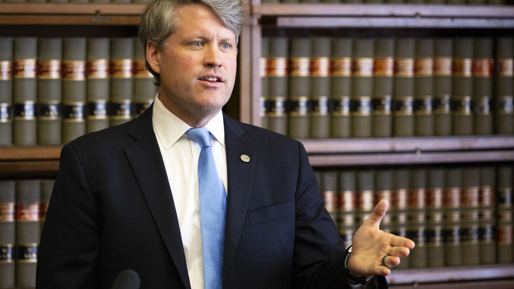 Letter: Apply reasoning to men, too